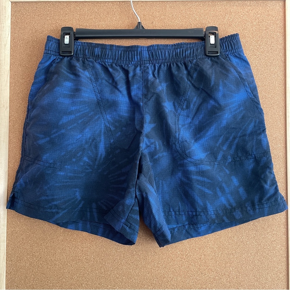 NWOT * Columbia Sandy River Printed Blue and Black Sports Water Shorts